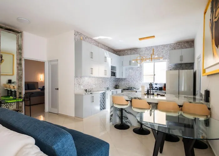 Beachside Luxury 2br With Private Pool And Terrace Apartment *