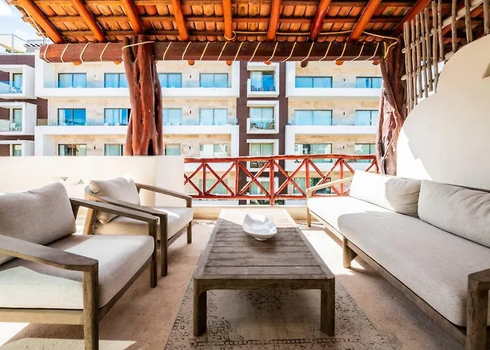 Beachside Luxury 2br With Private Pool And Terrace Apartment *